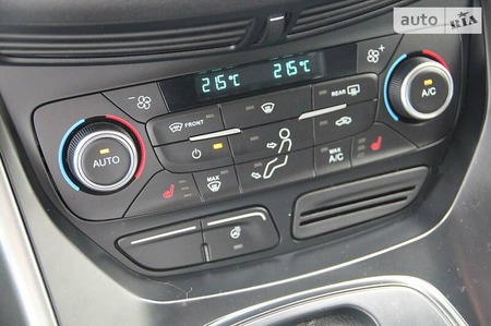 Ford Escape 2017  випуску Львів з двигуном 1.5 л бензин позашляховик автомат за 11900 долл. 