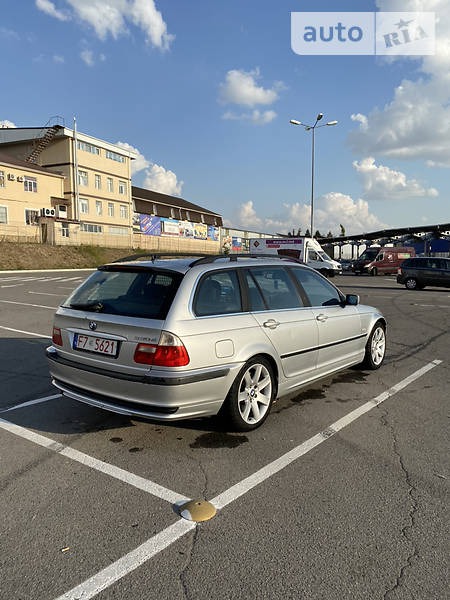 BMW 330 2001  випуску Вінниця з двигуном 3 л дизель універсал механіка за 2900 долл. 