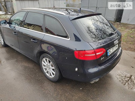 Audi A4 Limousine 2015  випуску Львів з двигуном 2 л дизель універсал механіка за 13700 долл. 