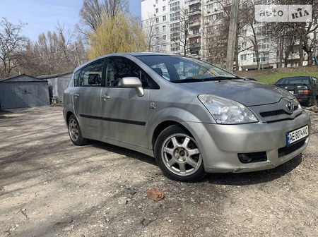 Toyota Corolla 2004  випуску Дніпро з двигуном 2 л дизель мінівен механіка за 5100 долл. 