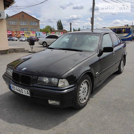 BMW 316 1997  випуску Вінниця з двигуном 1.6 л  седан механіка за 3650 долл. 