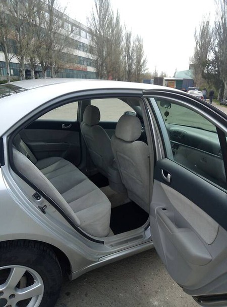 Hyundai Sonata 2006  випуску Миколаїв з двигуном 2 л дизель седан автомат за 6400 долл. 