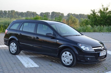 Opel Astra 2006  випуску Хмельницький з двигуном 1.6 л бензин універсал механіка за 5500 долл. 