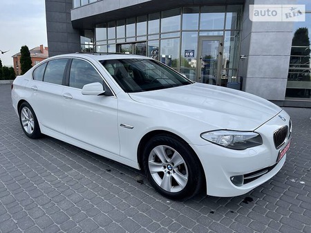 BMW 528 2010  випуску Хмельницький з двигуном 0 л  седан автомат за 13999 долл. 