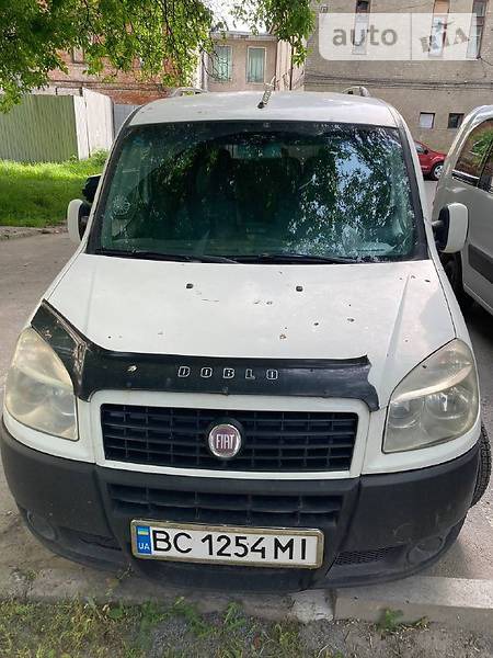 Fiat Doblo 2009  випуску Хмельницький з двигуном 1.9 л дизель універсал механіка за 4900 долл. 