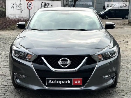 Nissan Maxima 2017  випуску Київ з двигуном 3.5 л бензин седан автомат за 14490 долл. 