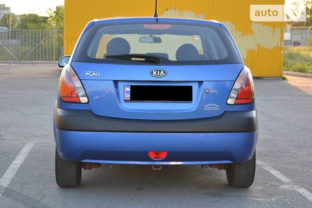KIA Rio 2009  випуску Луганськ з двигуном 0 л бензин хэтчбек механіка за 5700 долл. 