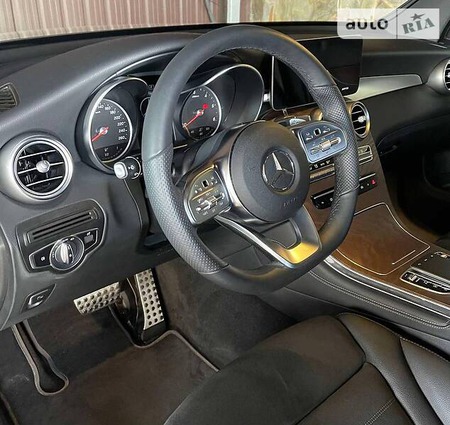 Mercedes-Benz GLC 220 2019  випуску Луцьк з двигуном 2 л дизель купе автомат за 63000 долл. 