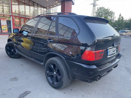 BMW X5 2001  випуску Миколаїв з двигуном 0 л  позашляховик автомат за 9000 долл. 