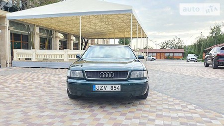 Audi A8 1999  випуску Одеса з двигуном 4.2 л  седан автомат за 2950 долл. 