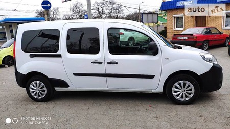 Renault Kangoo 2018  випуску Дніпро з двигуном 1.5 л дизель мінівен механіка за 11199 долл. 