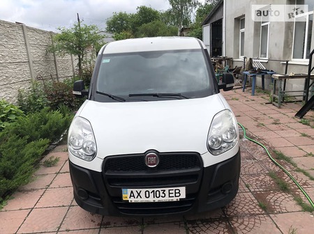 Fiat Doblo 2014  випуску Харків з двигуном 1.4 л  мінівен механіка за 7000 долл. 