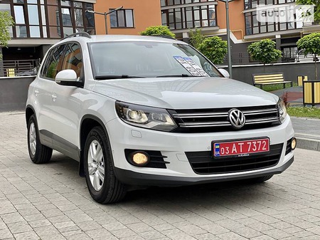 Volkswagen Tiguan 2016  випуску Івано-Франківськ з двигуном 1.4 л бензин позашляховик механіка за 15000 долл. 