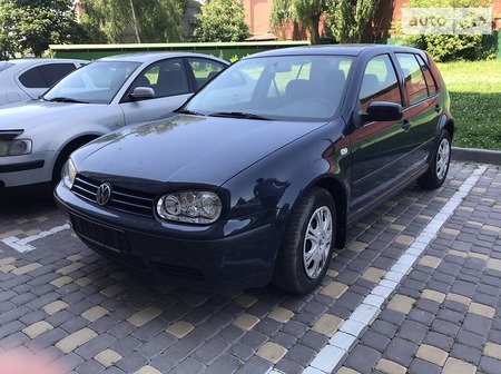 Volkswagen Golf 2000  випуску Вінниця з двигуном 1.6 л бензин хэтчбек механіка за 4250 долл. 