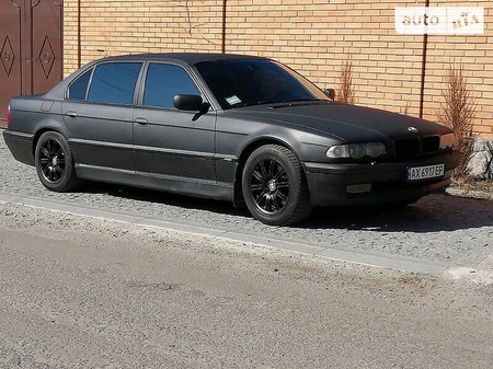 BMW 750 1999  випуску Харків з двигуном 5.4 л бензин седан автомат за 8000 долл. 