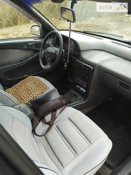 Daewoo Espero 1993  випуску Одеса з двигуном 2 л  седан механіка за 2200 долл. 
