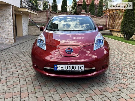 Nissan Leaf 2014  випуску Чернівці з двигуном 0 л електро хэтчбек автомат за 9000 долл. 