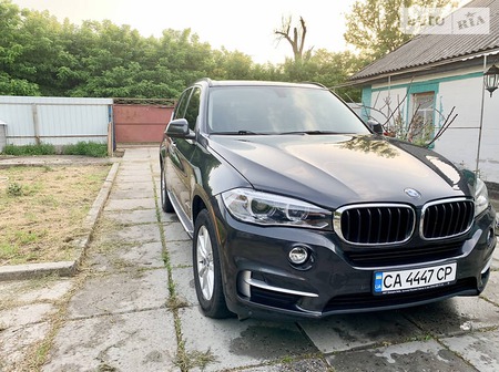 BMW X5 2015  випуску Черкаси з двигуном 3 л бензин позашляховик автомат за 29500 долл. 