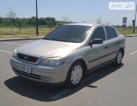 Opel Astra 2007  випуску Донецьк з двигуном 1.4 л  седан механіка за 4300 долл. 