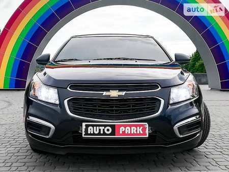 Chevrolet Cruze 2014  випуску Запоріжжя з двигуном 1.8 л  седан автомат за 9999 долл. 