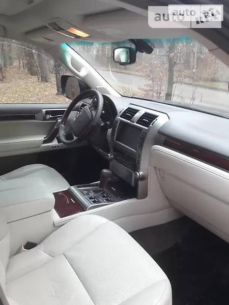 Lexus GX 460 2010  випуску Ужгород з двигуном 4.6 л бензин позашляховик автомат за 27000 долл. 