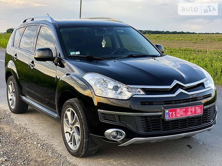 Citroen C-Crosser 2010  випуску Львів з двигуном 2.2 л дизель позашляховик автомат за 10900 долл. 