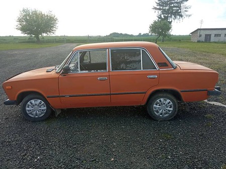 Lada 2106 1977  випуску Луцьк з двигуном 0 л бензин седан механіка за 1000 долл. 