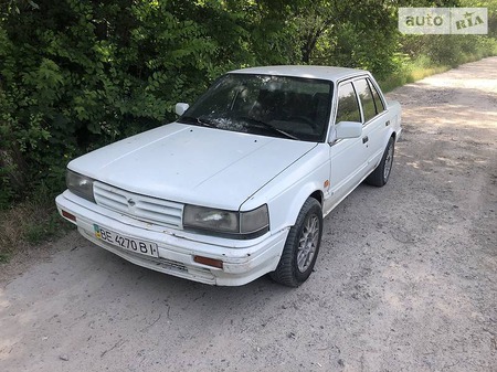 Nissan Bluebird 1985  випуску Запоріжжя з двигуном 1.6 л бензин седан автомат за 670 долл. 