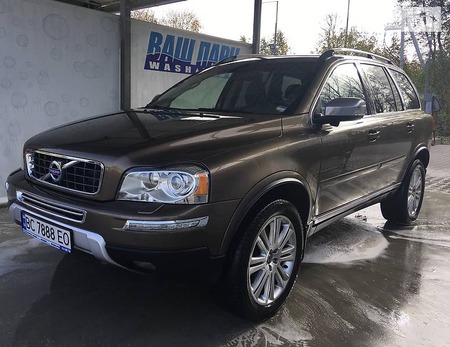 Volvo XC90 2011  випуску Львів з двигуном 2.4 л дизель позашляховик автомат за 18700 долл. 