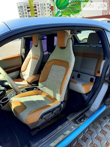 BMW i3 2014  випуску Полтава з двигуном 0 л електро хэтчбек автомат за 15999 долл. 