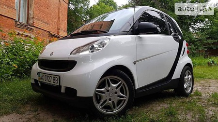 Smart ForTwo 2011  випуску Харків з двигуном 1 л бензин хэтчбек автомат за 6000 долл. 