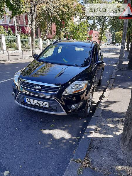 Ford Kuga 2012  випуску Вінниця з двигуном 2 л дизель позашляховик автомат за 12100 долл. 