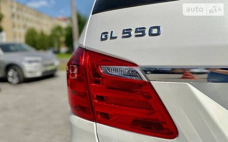 Mercedes-Benz GL 550 2014  випуску Львів з двигуном 4.7 л бензин позашляховик автомат за 42000 долл. 