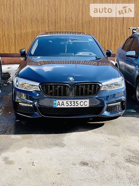 BMW 540 2017  випуску Київ з двигуном 3 л бензин седан автомат за 46500 долл. 