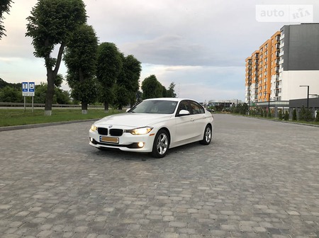 BMW 328 2013  випуску Вінниця з двигуном 2 л бензин седан автомат за 12500 долл. 