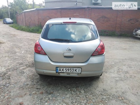 Nissan Tiida 2007  випуску Харків з двигуном 1.6 л бензин хэтчбек автомат за 3650 долл. 