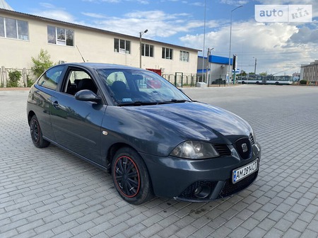 Seat Ibiza 2008  випуску Житомир з двигуном 1.4 л дизель хэтчбек механіка за 3550 долл. 