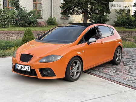 Seat Leon 2009  випуску Житомир з двигуном 2 л бензин хэтчбек механіка за 6800 долл. 