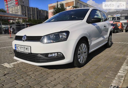 Volkswagen Polo 2015  випуску Львів з двигуном 1.4 л дизель хэтчбек механіка за 7800 долл. 