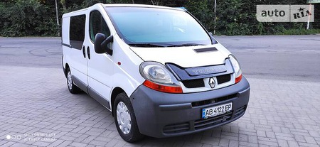 Renault Trafic 2004  випуску Вінниця з двигуном 1.9 л дизель мінівен механіка за 6500 долл. 