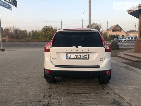 Volvo XC60 2013  випуску Херсон з двигуном 2.4 л дизель позашляховик автомат за 22000 долл. 