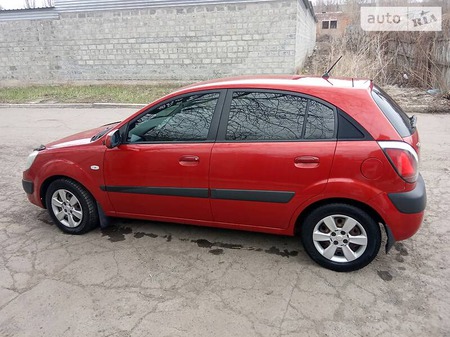 KIA Rio 2007  випуску Донецьк з двигуном 1.4 л бензин хэтчбек автомат за 4800 долл. 