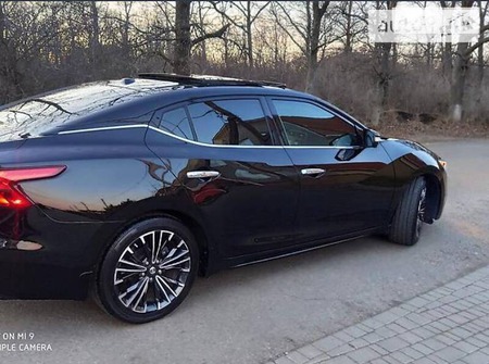 Nissan Maxima 2016  випуску Харків з двигуном 3.5 л бензин седан автомат за 18600 долл. 