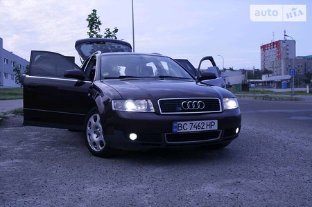 Audi A4 Limousine 2003  випуску Львів з двигуном 1.9 л дизель універсал  за 6800 долл. 