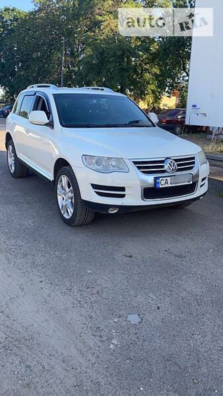 Volkswagen Touareg 2008  випуску Черкаси з двигуном 3 л дизель позашляховик автомат за 13500 долл. 