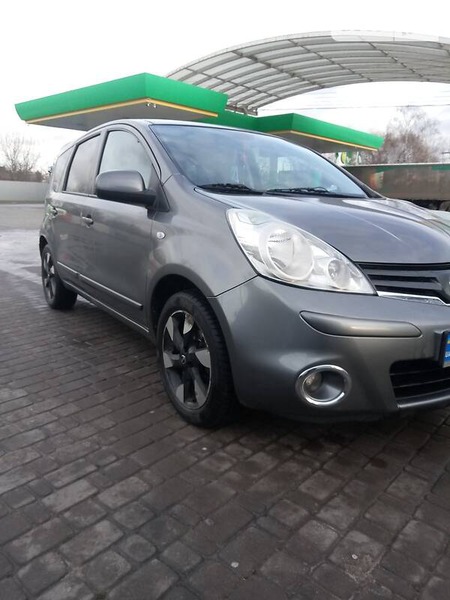 Nissan Note 2012  випуску Житомир з двигуном 1.5 л дизель хэтчбек механіка за 7200 долл. 