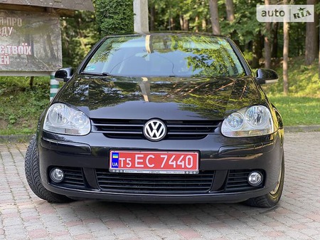 Volkswagen Golf 2006  випуску Львів з двигуном 0 л бензин хэтчбек механіка за 6499 долл. 