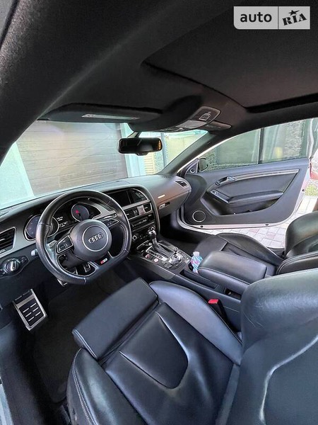 Audi S5 Coupe 2013  випуску Дніпро з двигуном 0 л бензин купе автомат за 21000 долл. 