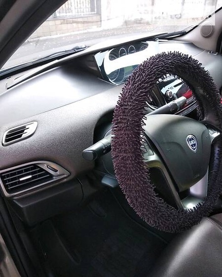 Lancia Ypsilon 2012  випуску Київ з двигуном 0.9 л  хэтчбек автомат за 6700 долл. 