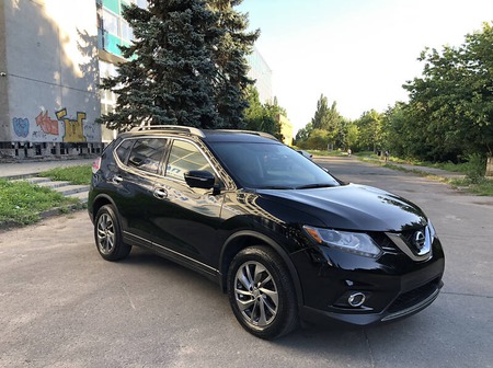 Nissan Rogue 2016  випуску Херсон з двигуном 2.5 л  позашляховик автомат за 14000 долл. 